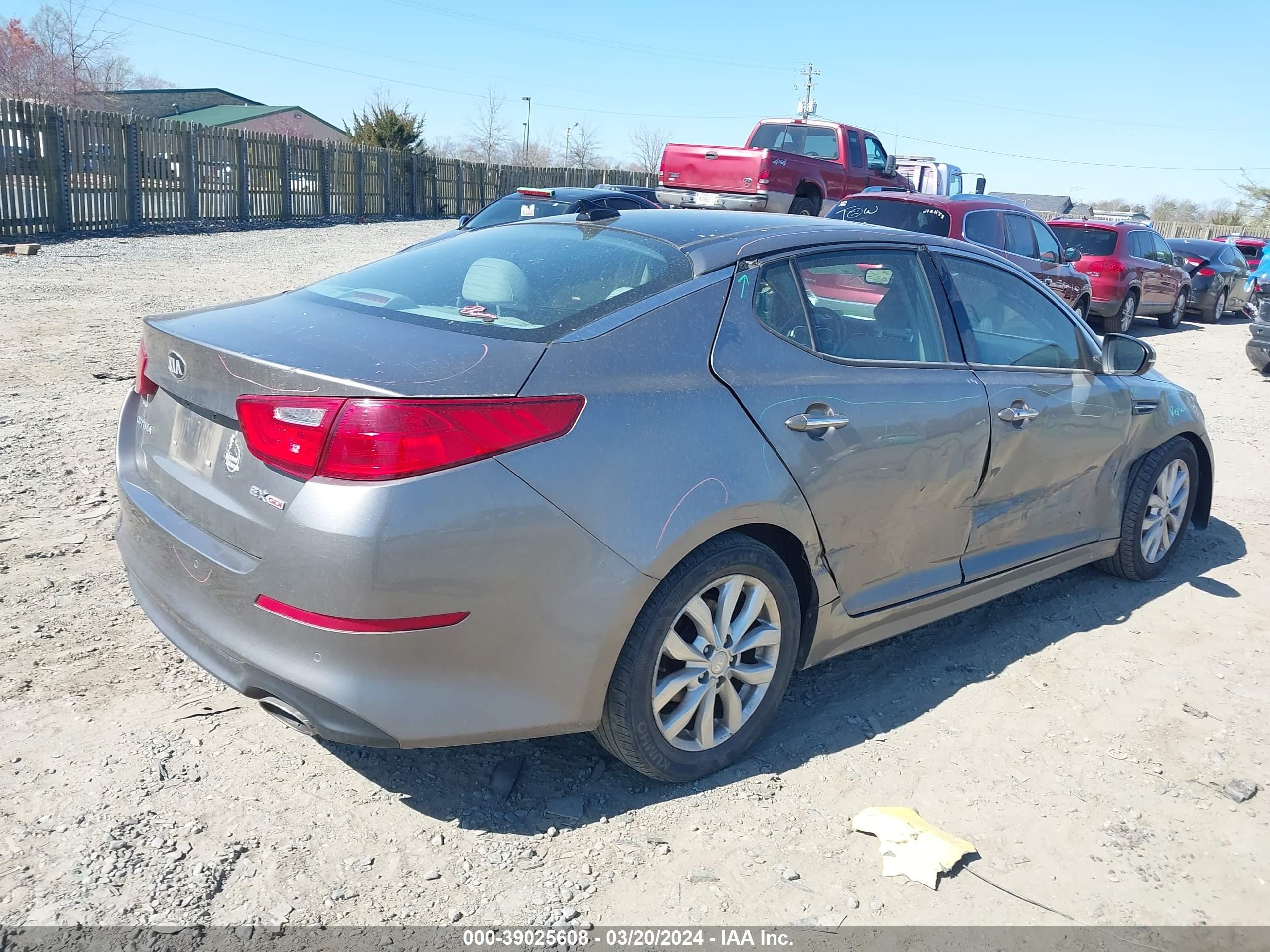 Photo 3 VIN: 5XXGN4A74FG501564 - KIA OPTIMA 