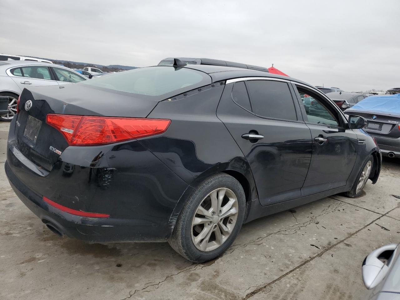 Photo 2 VIN: 5XXGN4A75DG165078 - KIA OPTIMA 