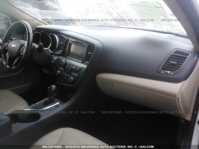 Photo 4 VIN: 5XXGN4A75DG210875 - KIA OPTIMA 