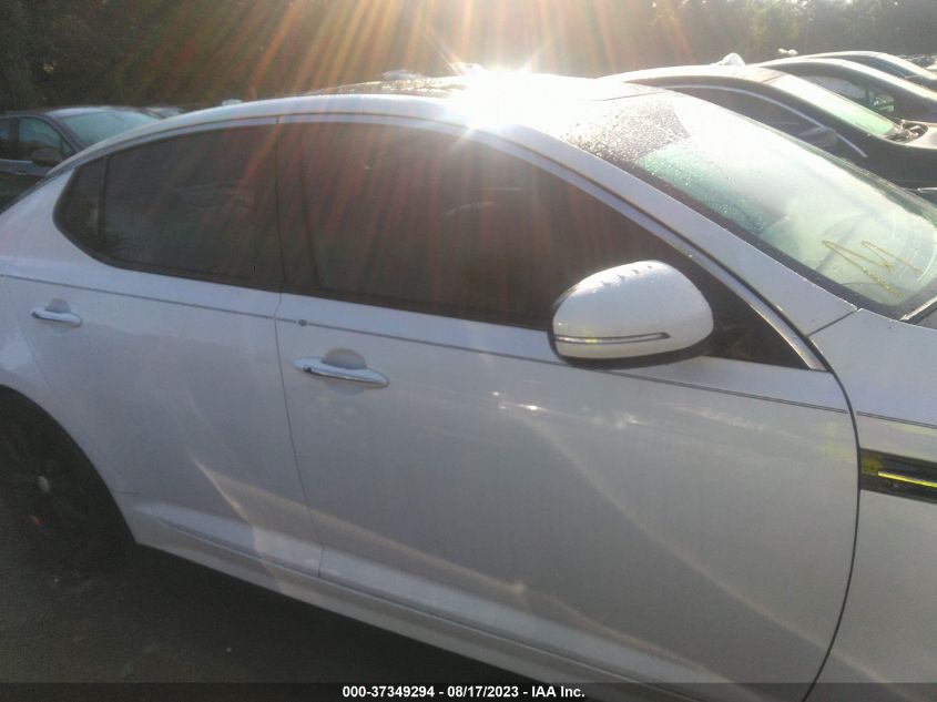 Photo 13 VIN: 5XXGN4A75FG414952 - KIA OPTIMA 