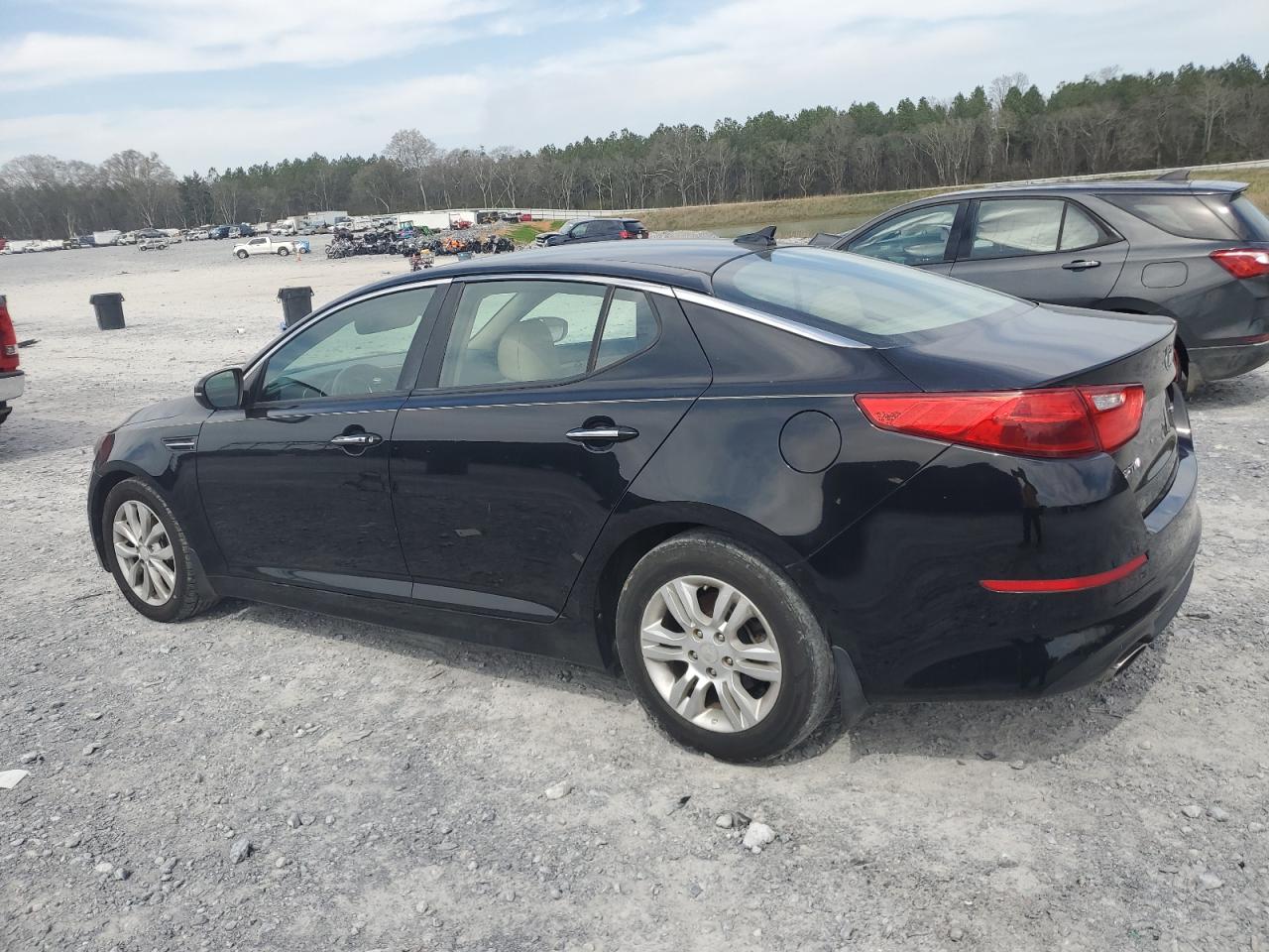 Photo 2 VIN: 5XXGN4A75FG433937 - KIA OPTIMA 