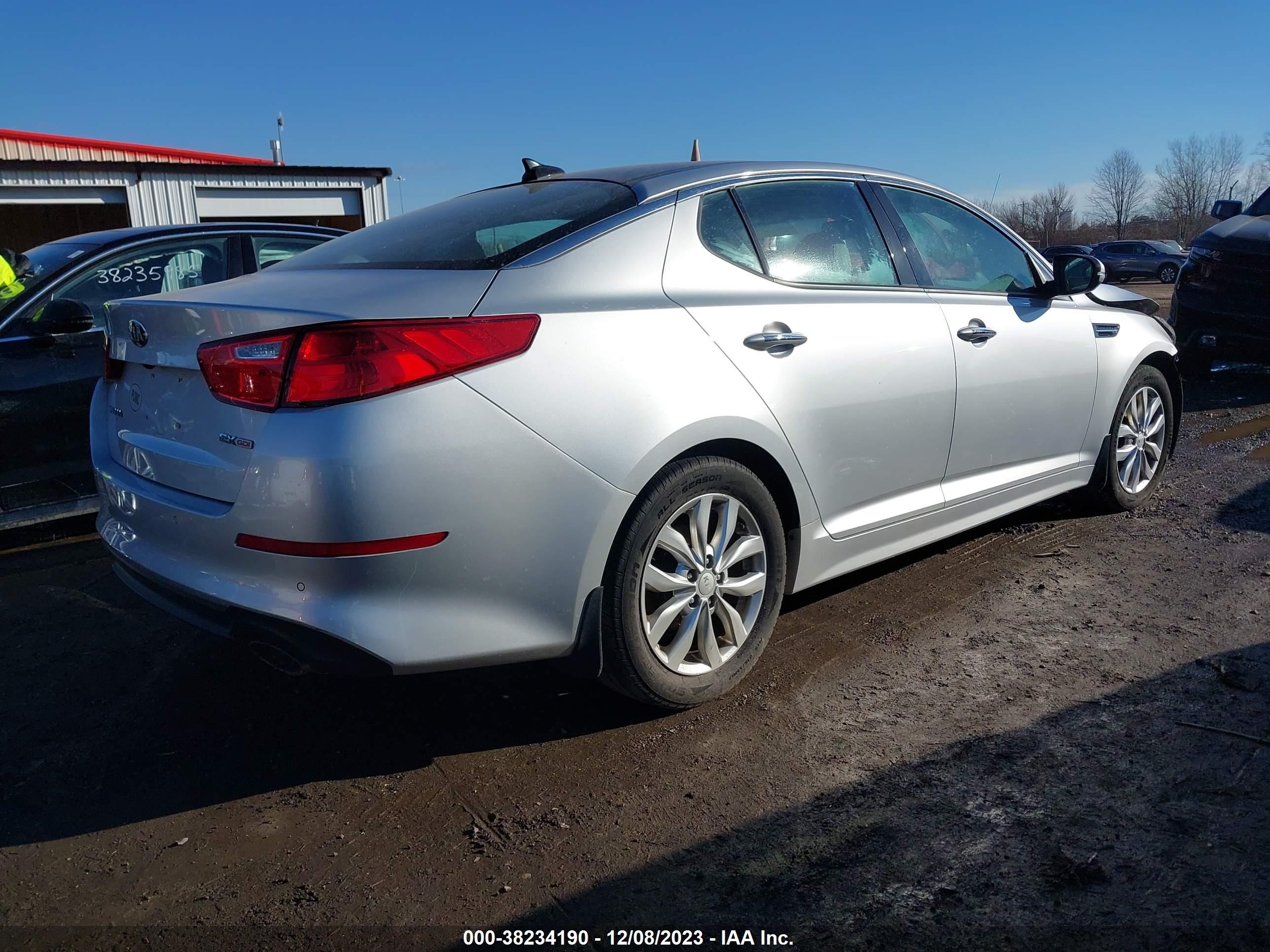 Photo 3 VIN: 5XXGN4A75FG444615 - KIA OPTIMA 