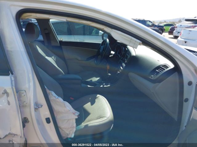 Photo 4 VIN: 5XXGN4A76DG174971 - KIA OPTIMA 