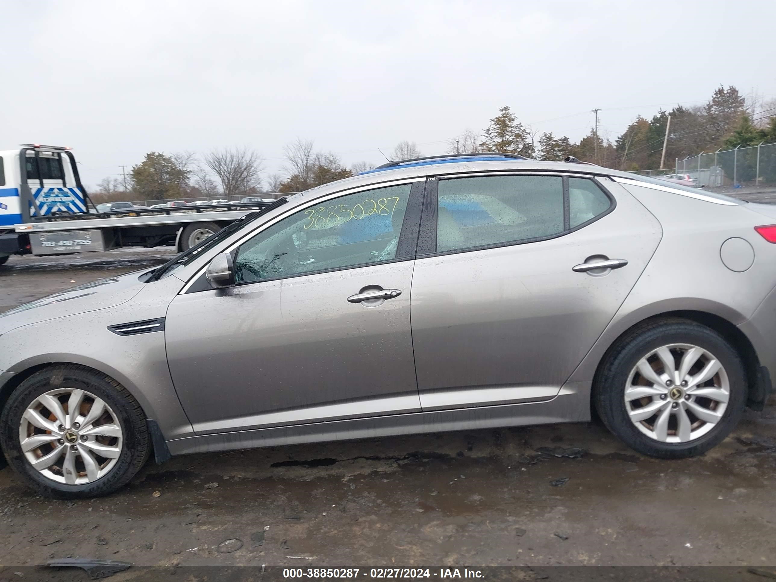 Photo 13 VIN: 5XXGN4A76FG359427 - KIA OPTIMA 