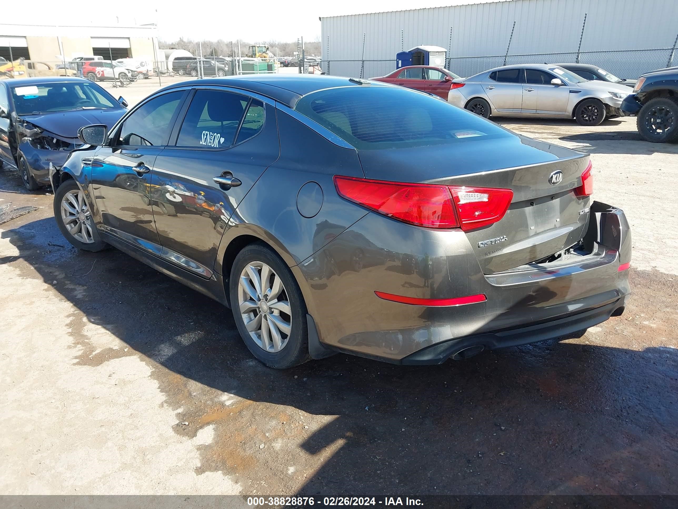 Photo 2 VIN: 5XXGN4A76FG404205 - KIA OPTIMA 