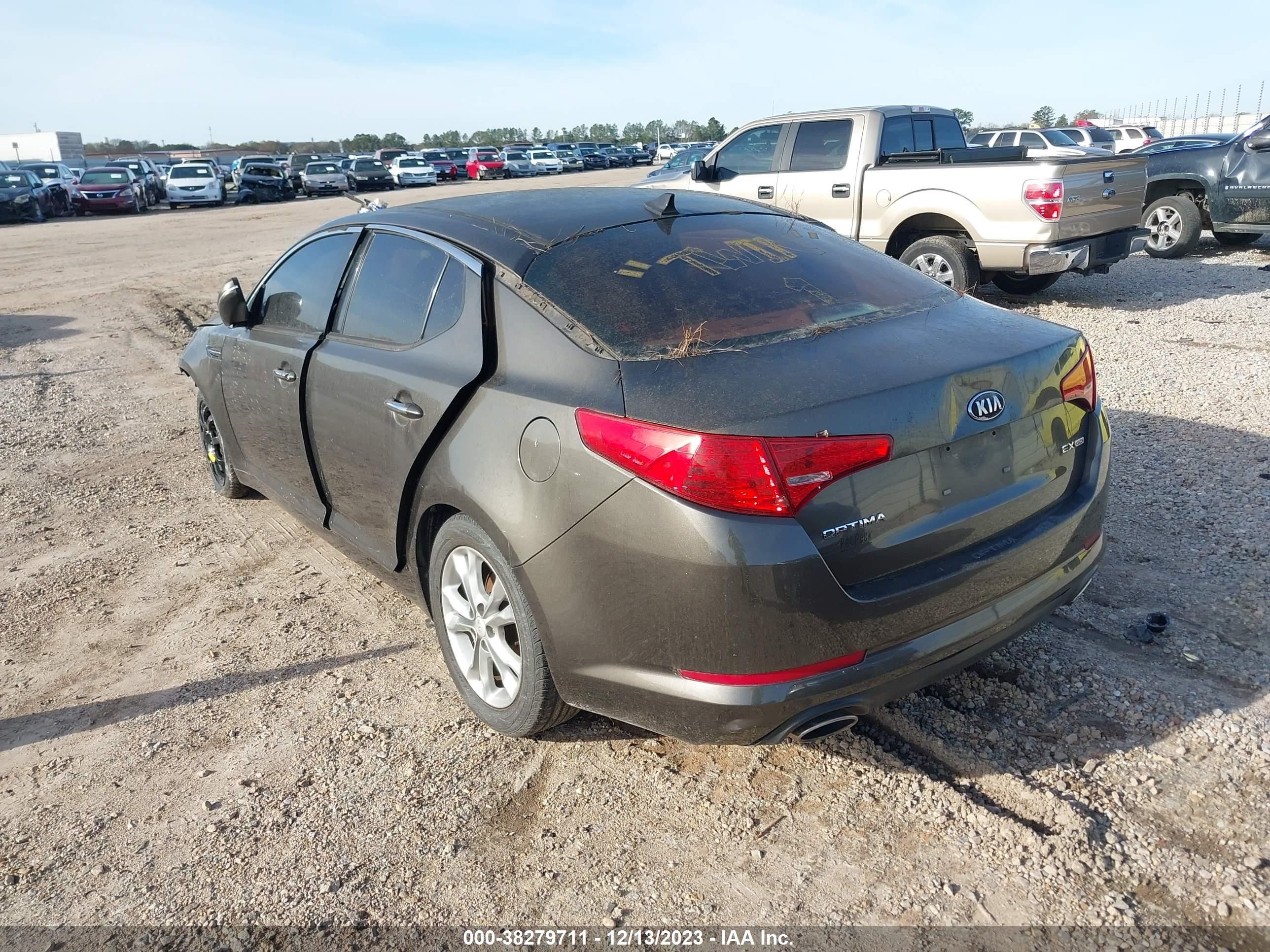 Photo 2 VIN: 5XXGN4A77DG157385 - KIA OPTIMA 