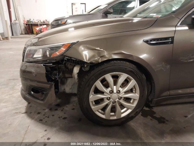 Photo 5 VIN: 5XXGN4A77EG273381 - KIA OPTIMA 