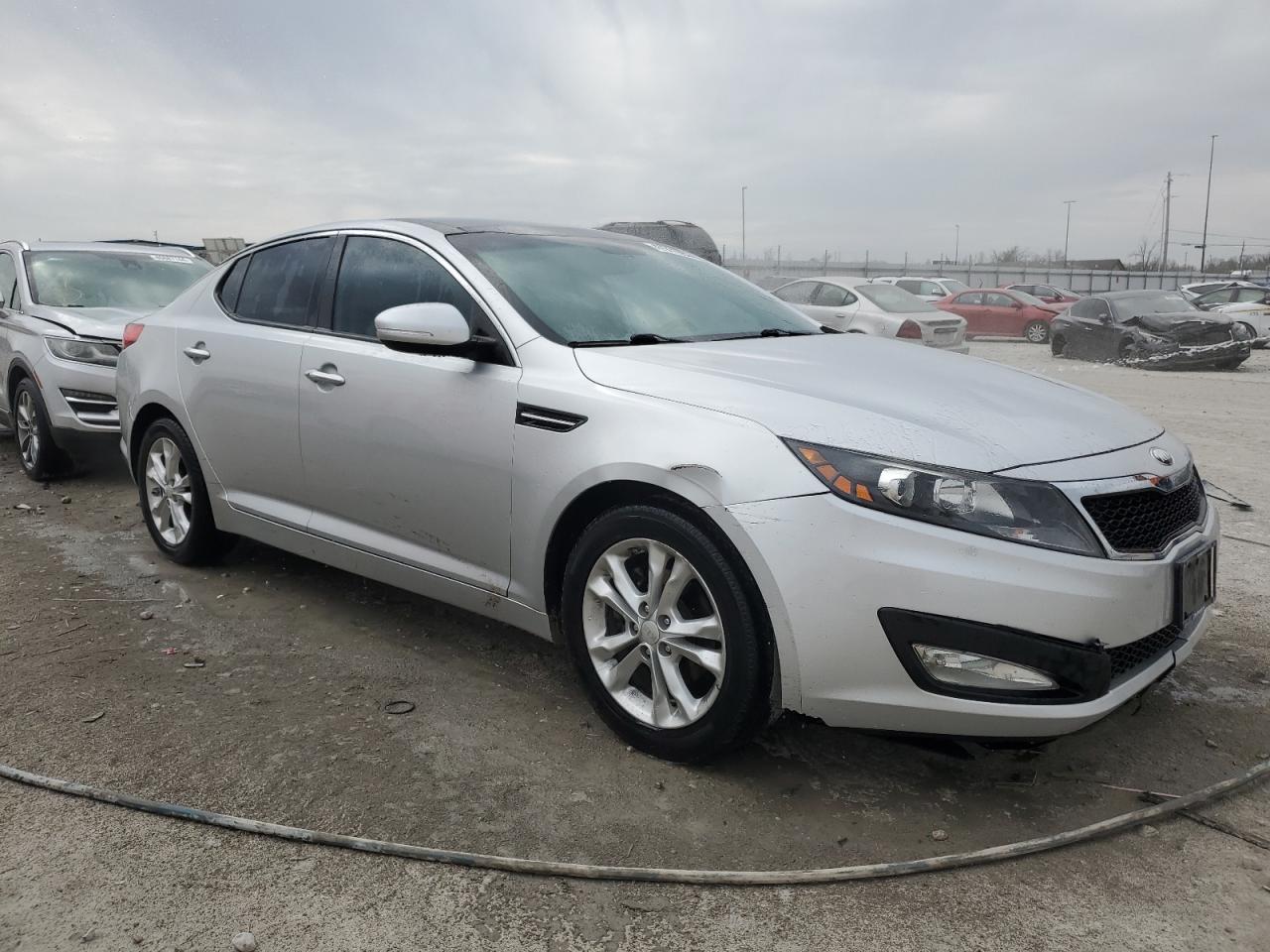 Photo 3 VIN: 5XXGN4A78DG179900 - KIA OPTIMA 