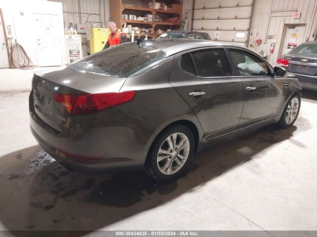 Photo 3 VIN: 5XXGN4A78DG197068 - KIA OPTIMA 