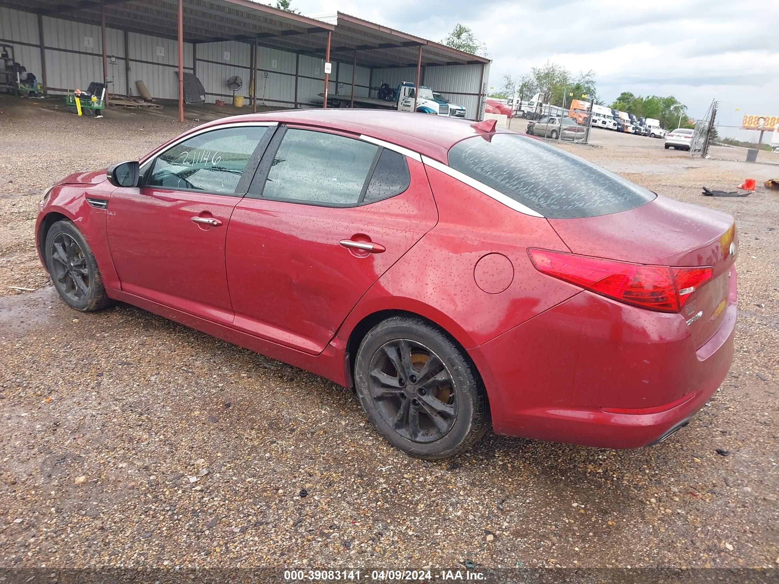 Photo 2 VIN: 5XXGN4A78DG211146 - KIA OPTIMA 