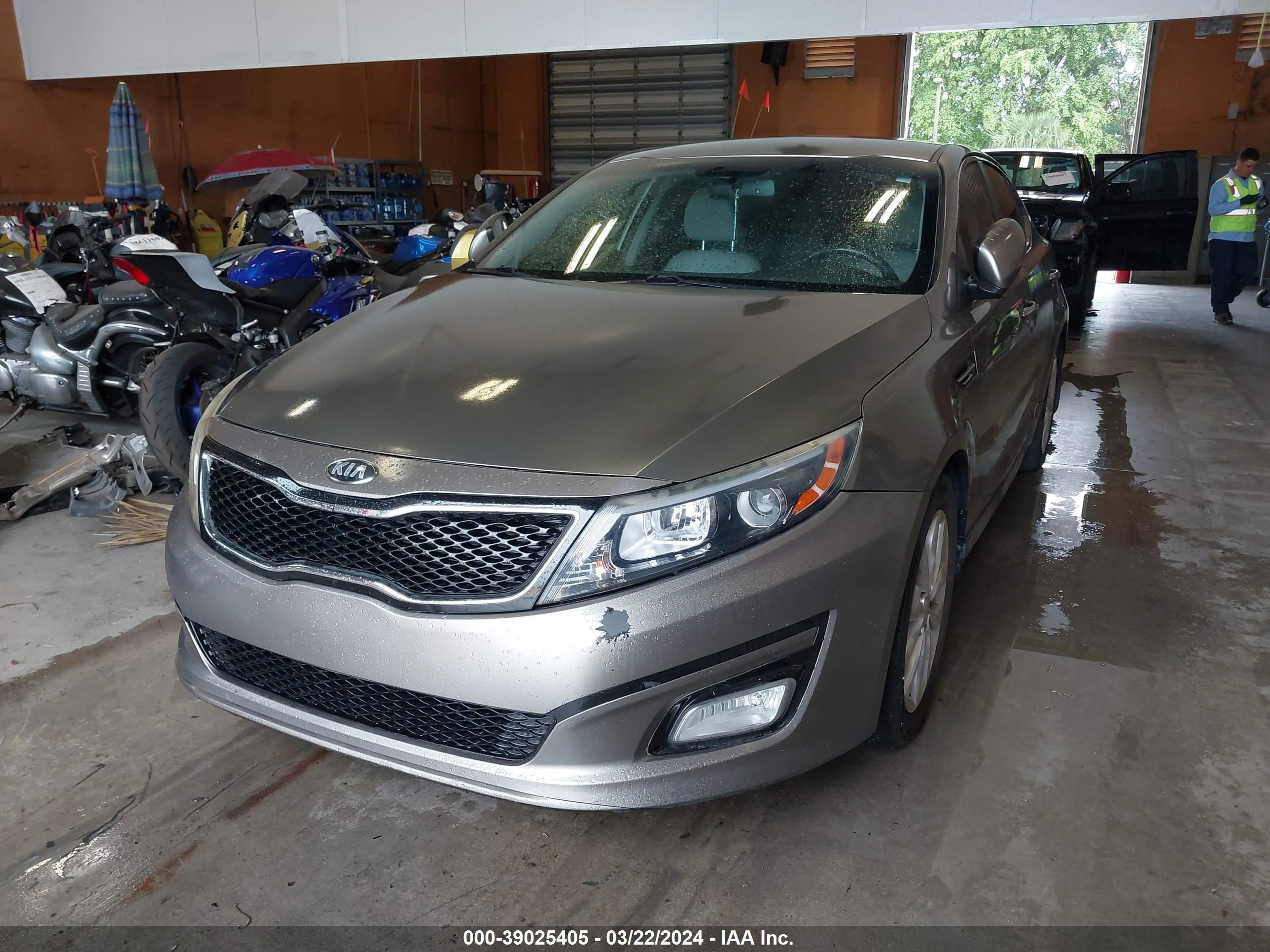 Photo 5 VIN: 5XXGN4A78FG363642 - KIA OPTIMA 