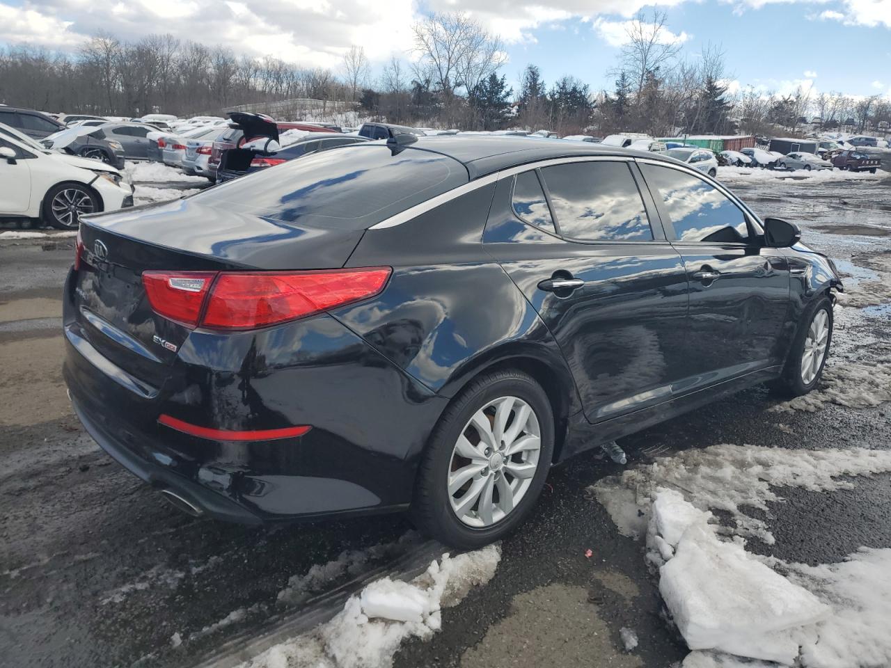 Photo 2 VIN: 5XXGN4A78FG412127 - KIA OPTIMA 