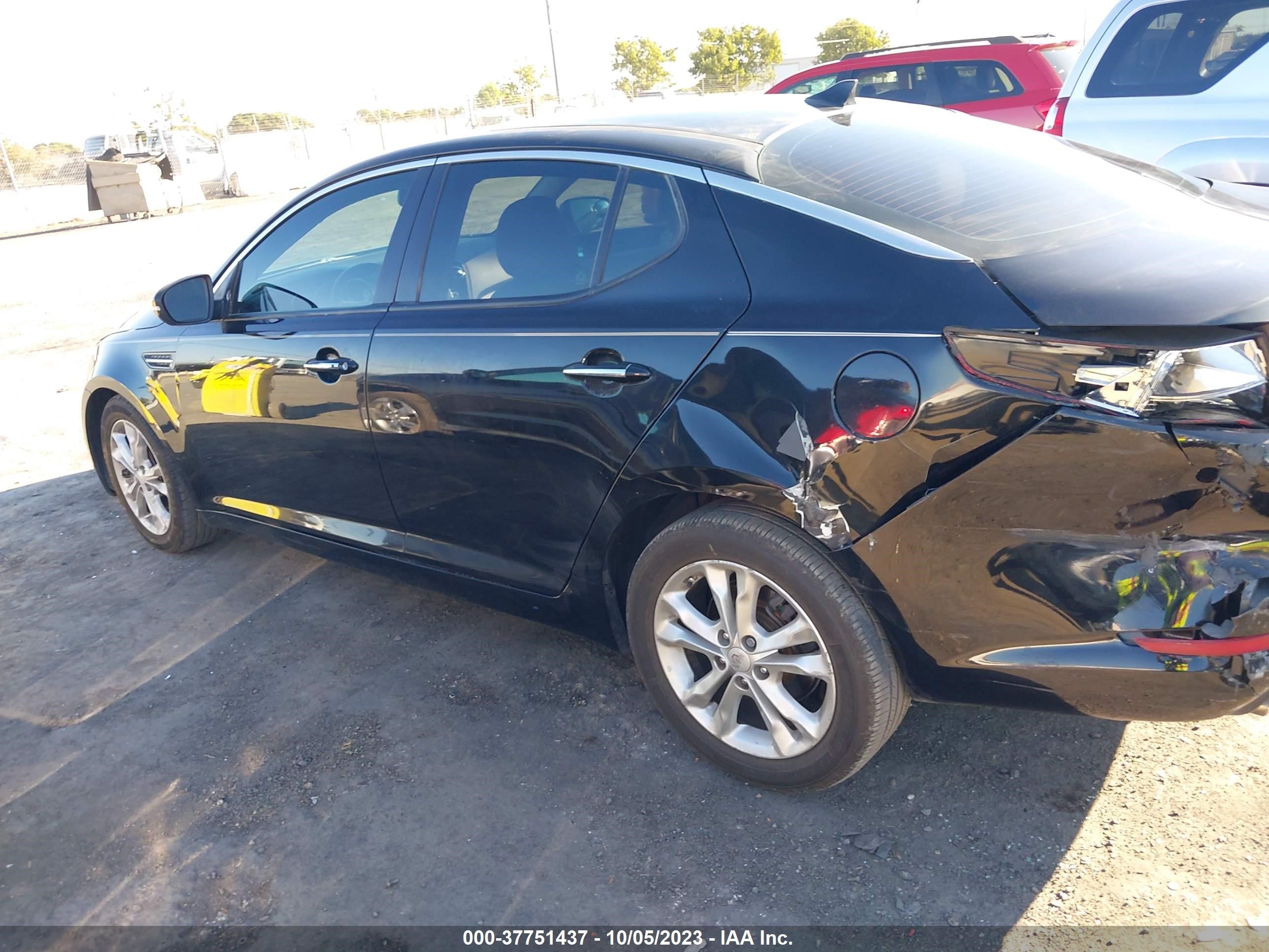 Photo 13 VIN: 5XXGN4A79CG086026 - KIA OPTIMA 