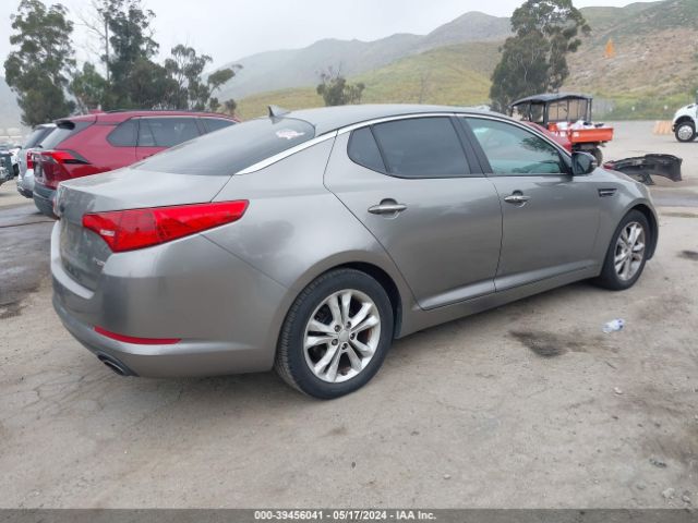 Photo 3 VIN: 5XXGN4A79DG186421 - KIA OPTIMA 