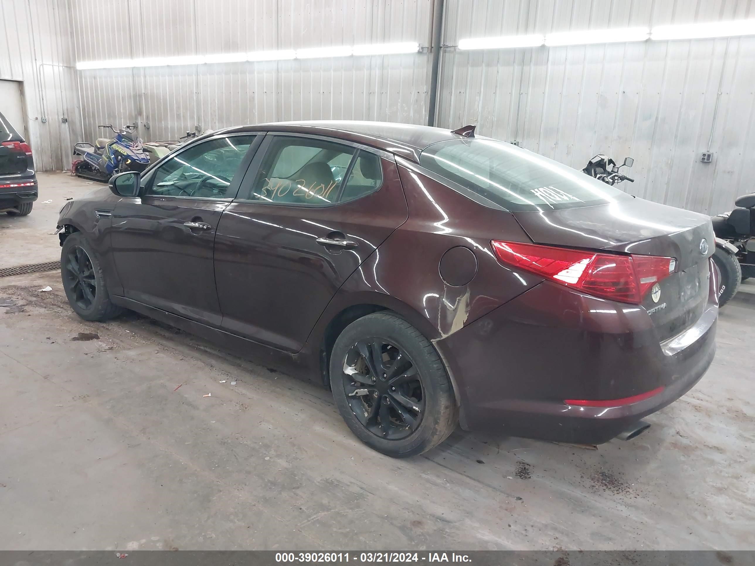 Photo 2 VIN: 5XXGN4A7XCG053374 - KIA OPTIMA 