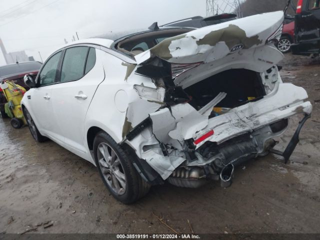 Photo 2 VIN: 5XXGN4A7XCG078467 - KIA OPTIMA 