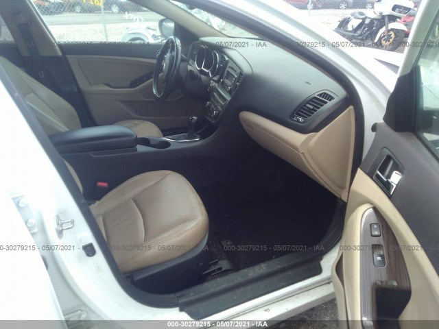 Photo 4 VIN: 5XXGN4A7XDG165951 - KIA OPTIMA 