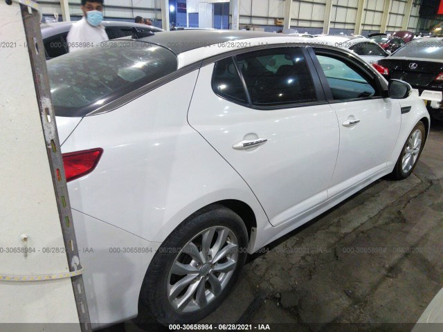 Photo 3 VIN: 5XXGN4A7XEG266392 - KIA OPTIMA 