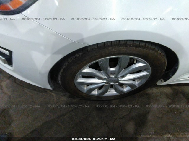 Photo 6 VIN: 5XXGN4A7XEG266392 - KIA OPTIMA 