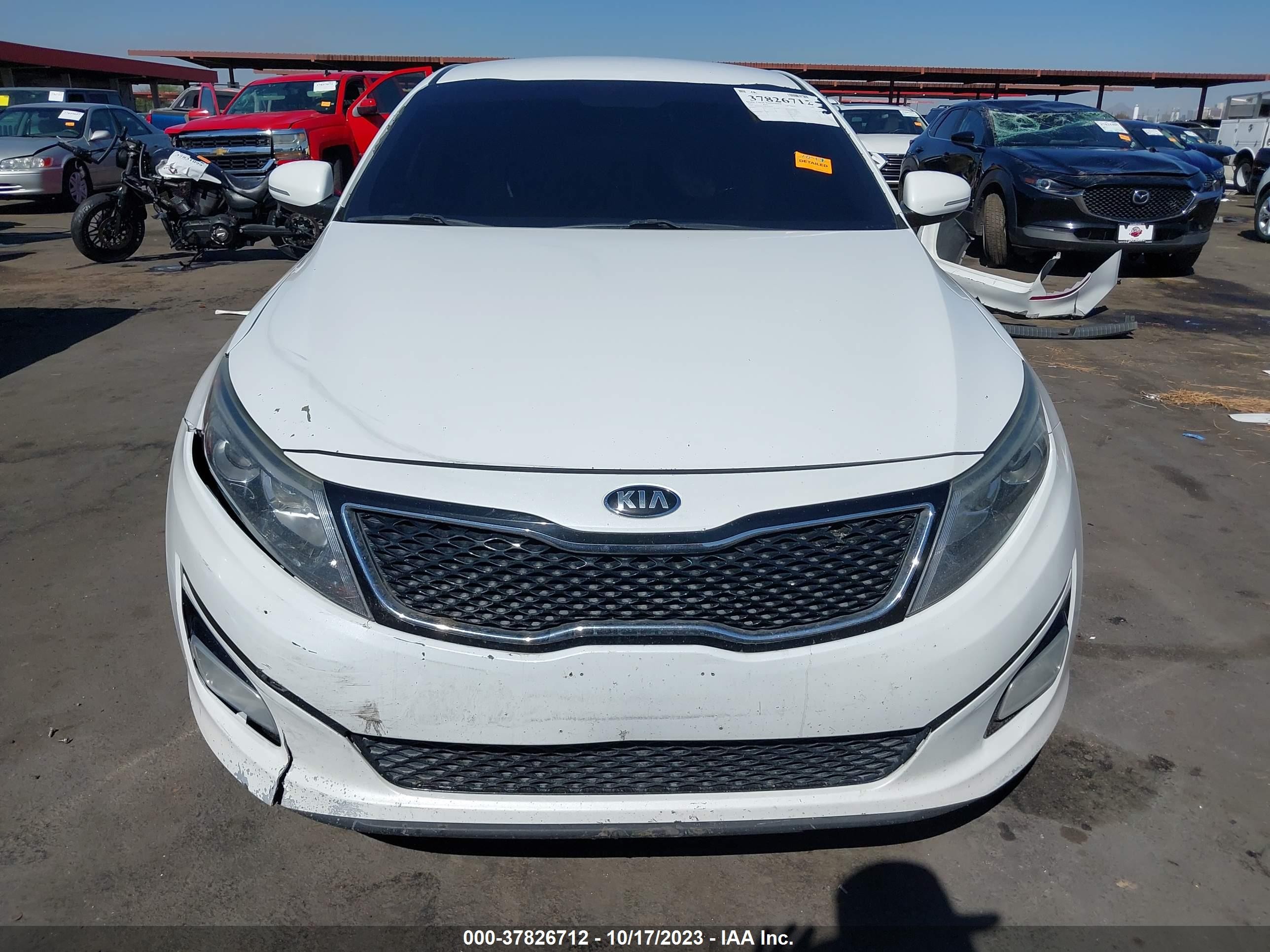 Photo 12 VIN: 5XXGN4A7XFG478307 - KIA OPTIMA 