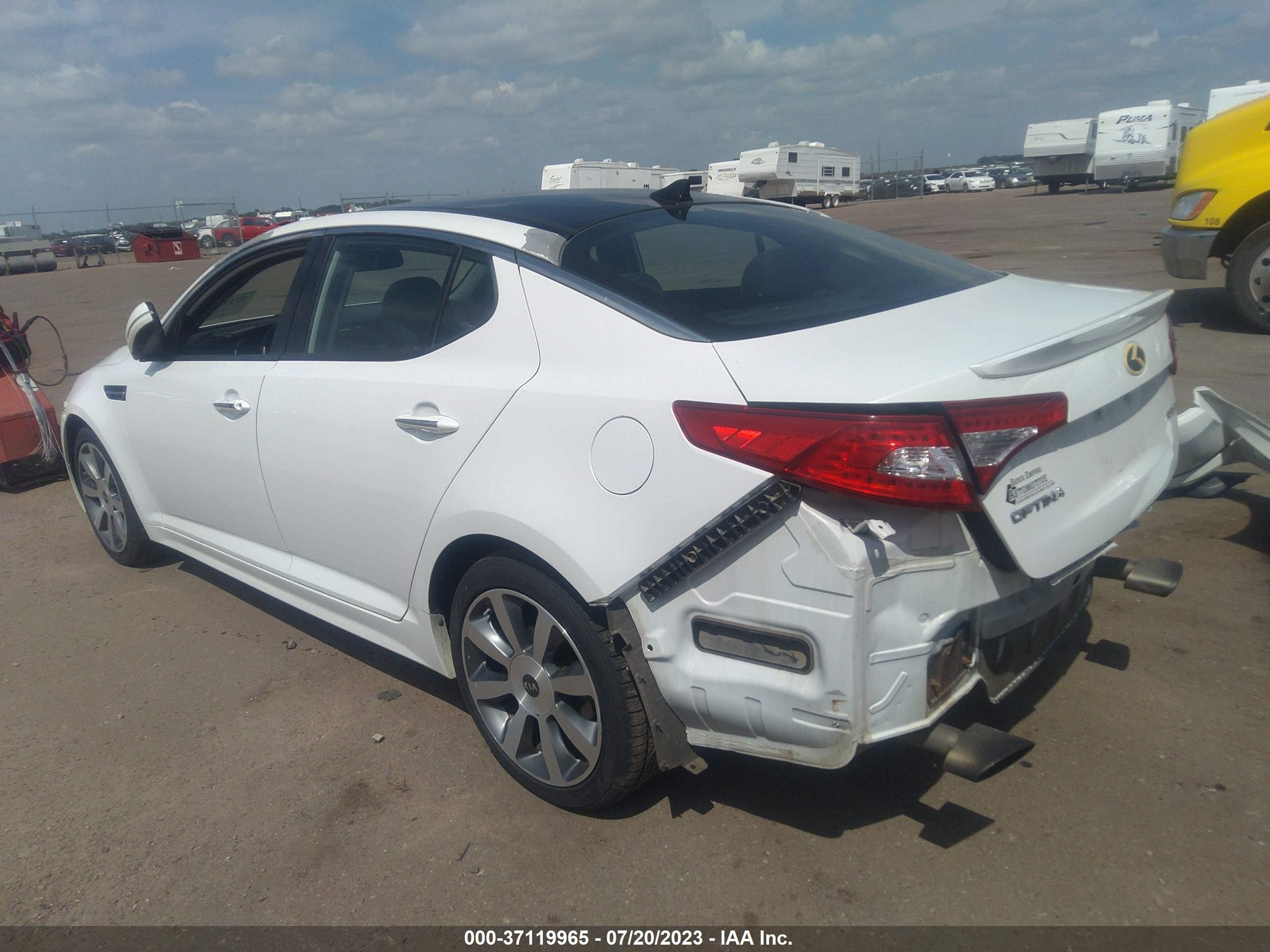 Photo 2 VIN: 5XXGR4A60DG243830 - KIA OPTIMA 