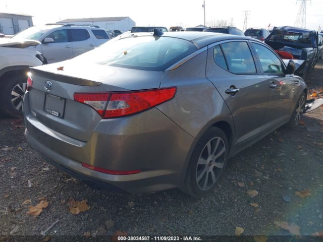 Photo 3 VIN: 5XXGR4A61CG015107 - KIA OPTIMA 