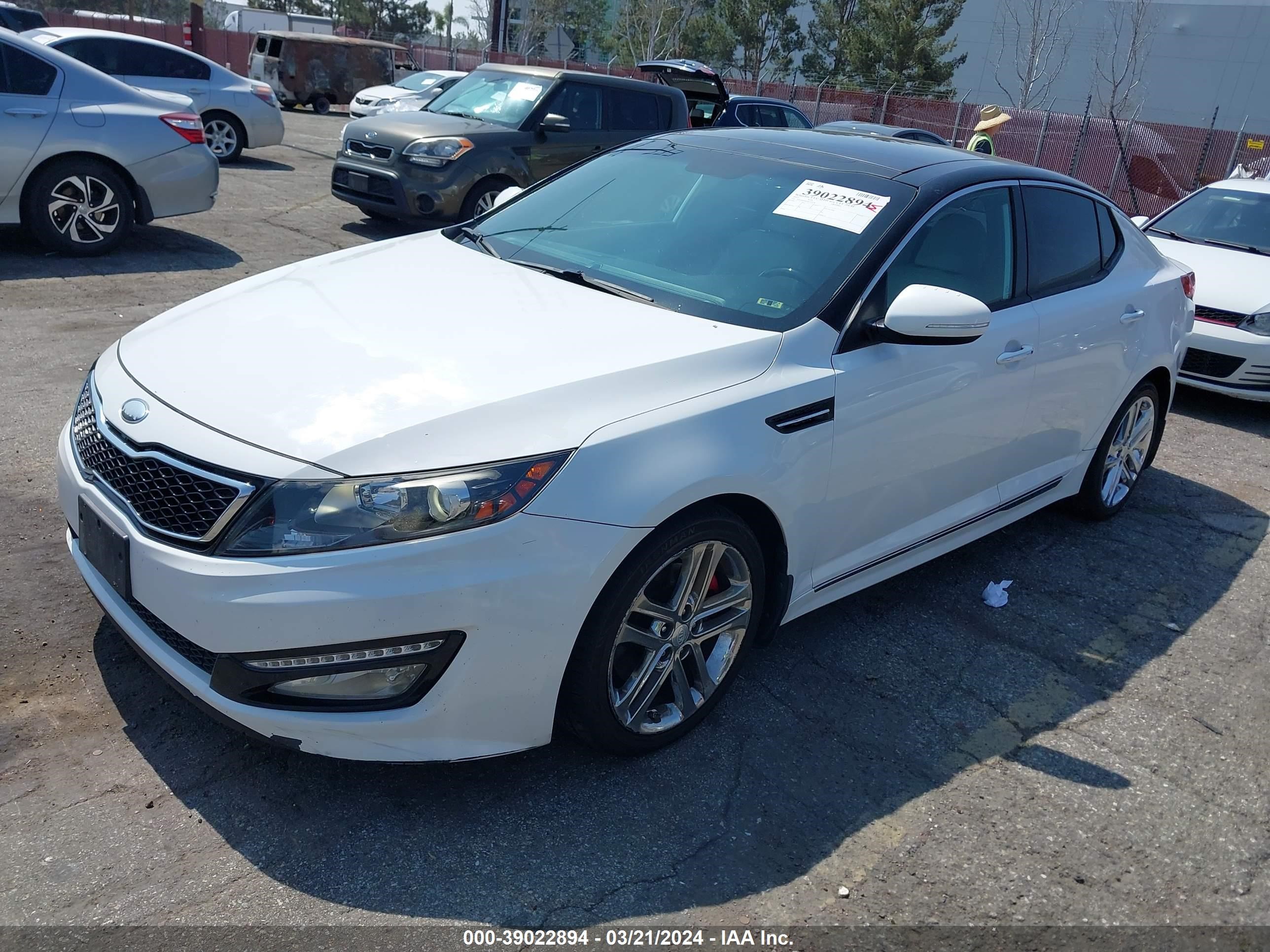 Photo 1 VIN: 5XXGR4A61DG129478 - KIA OPTIMA 