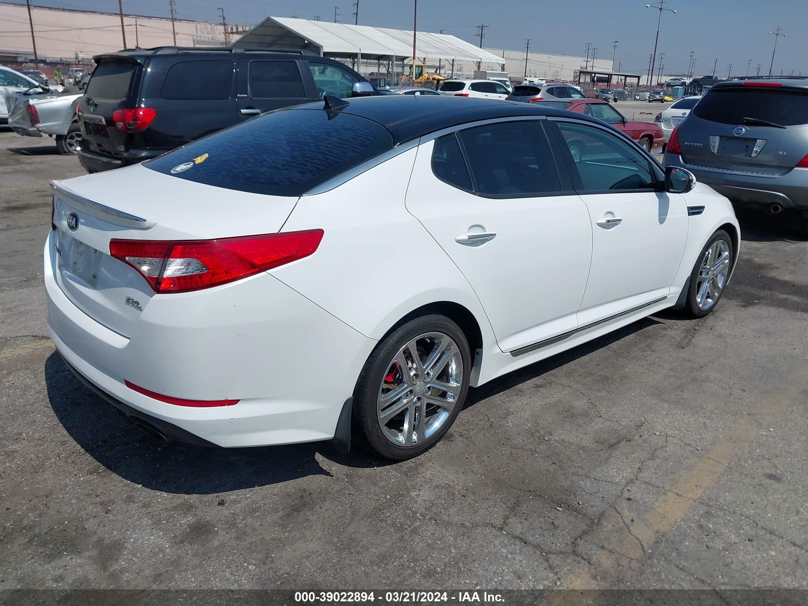 Photo 3 VIN: 5XXGR4A61DG129478 - KIA OPTIMA 