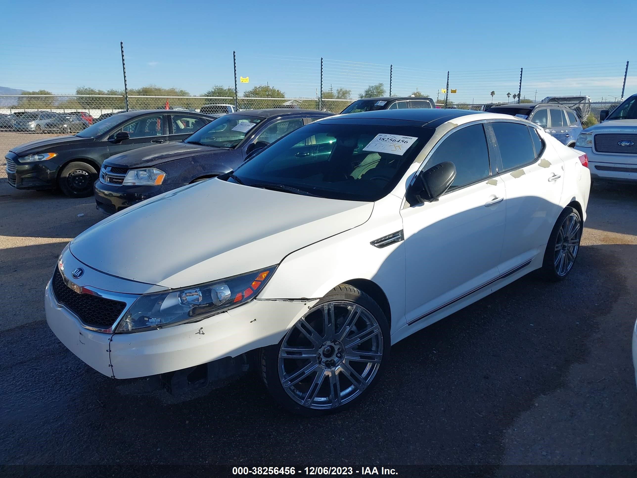 Photo 1 VIN: 5XXGR4A61DG165834 - KIA OPTIMA 