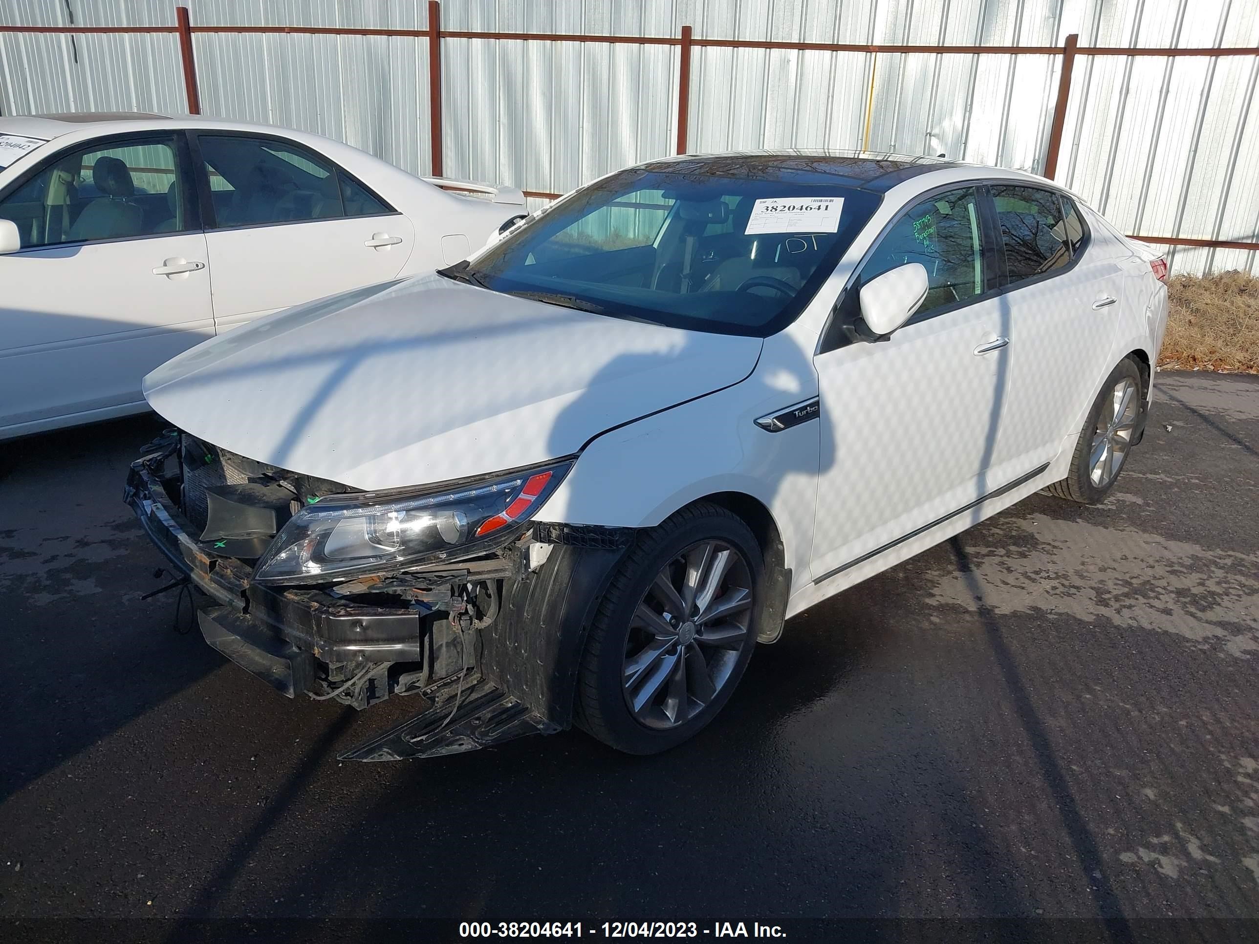 Photo 1 VIN: 5XXGR4A61FG373828 - KIA OPTIMA 