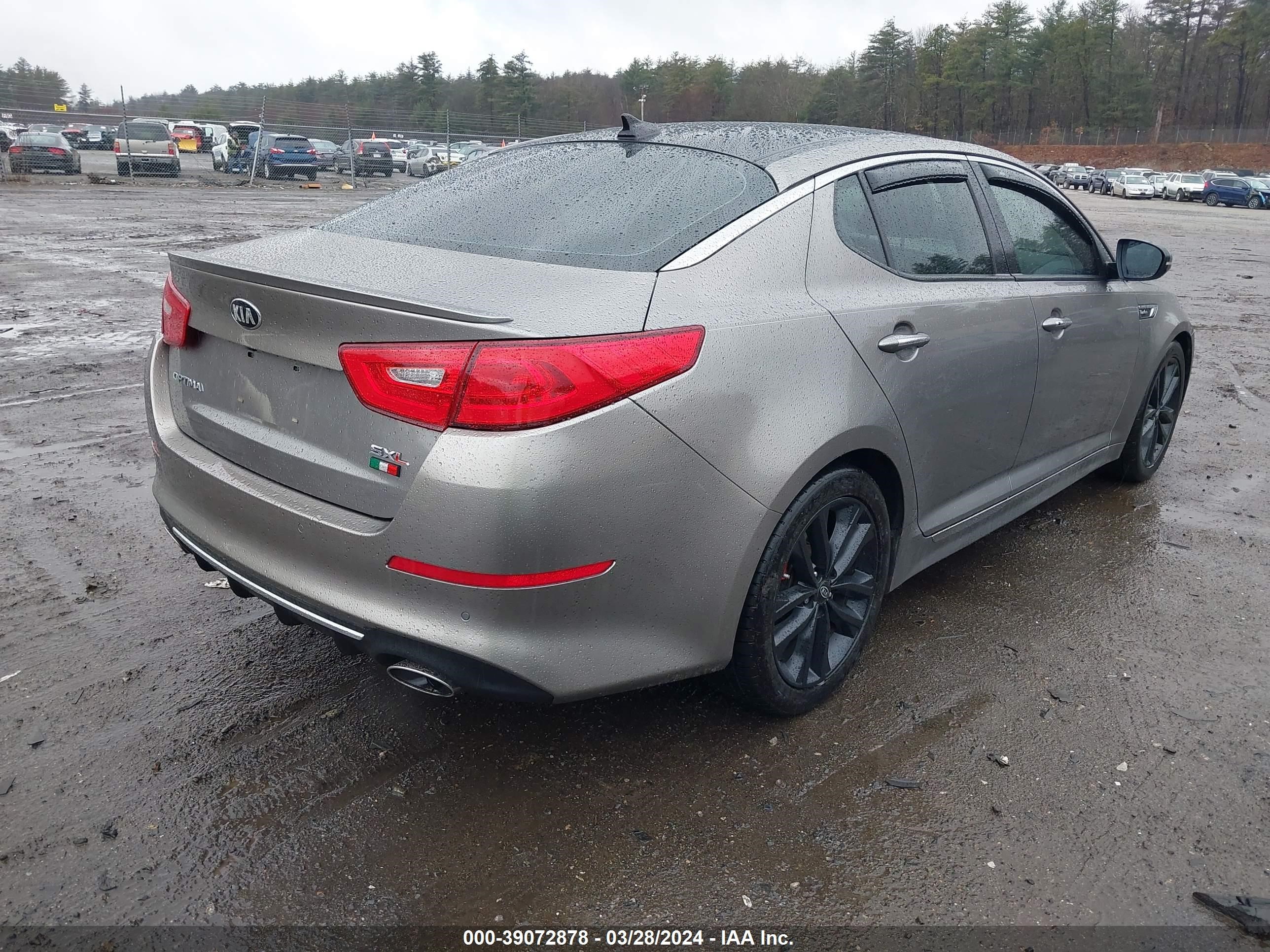 Photo 3 VIN: 5XXGR4A61FG380732 - KIA OPTIMA 