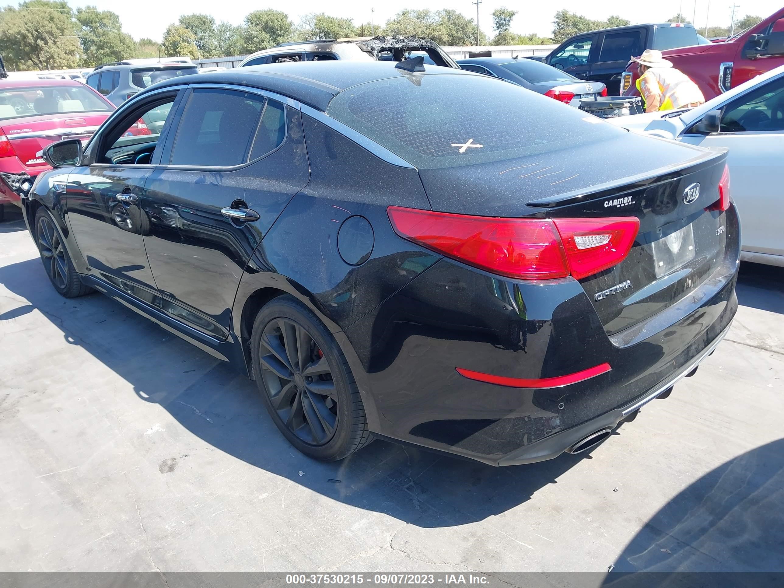 Photo 2 VIN: 5XXGR4A61FG412854 - KIA OPTIMA 