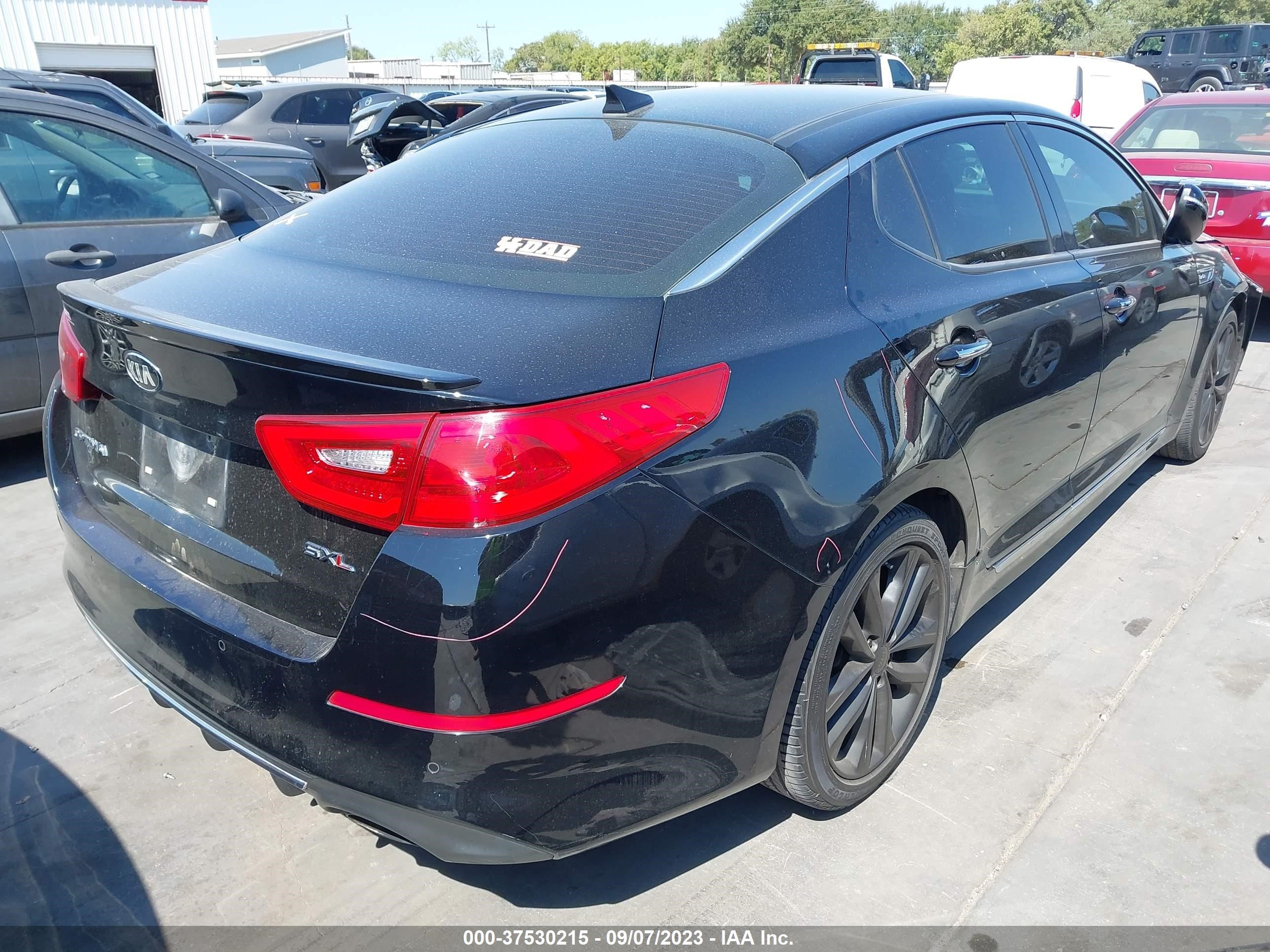 Photo 3 VIN: 5XXGR4A61FG412854 - KIA OPTIMA 