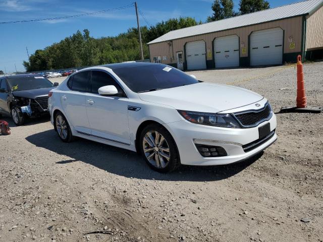 Photo 3 VIN: 5XXGR4A61FG510718 - KIA OPTIMA SX 