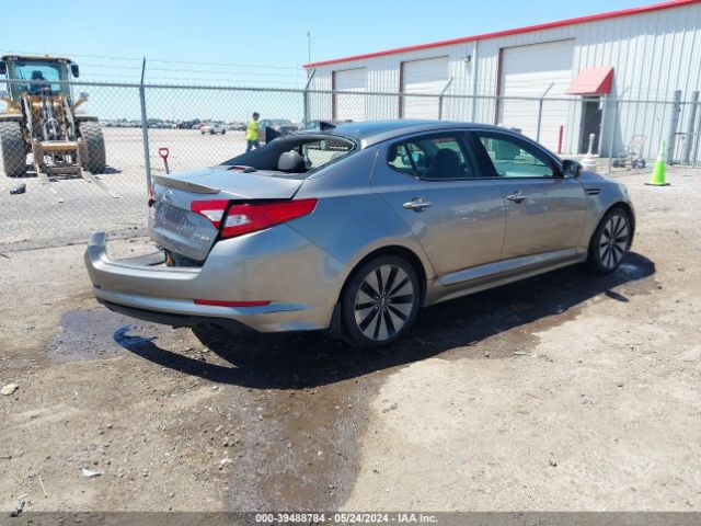 Photo 3 VIN: 5XXGR4A63CG008580 - KIA OPTIMA 