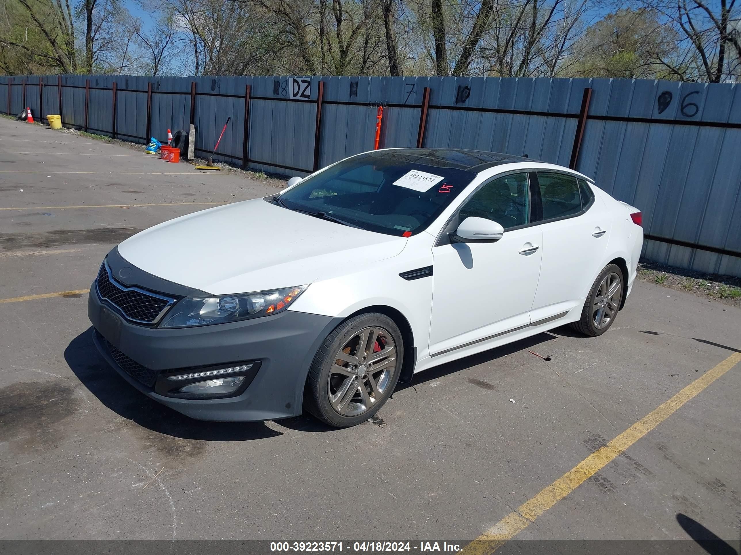 Photo 1 VIN: 5XXGR4A63DG175121 - KIA OPTIMA 