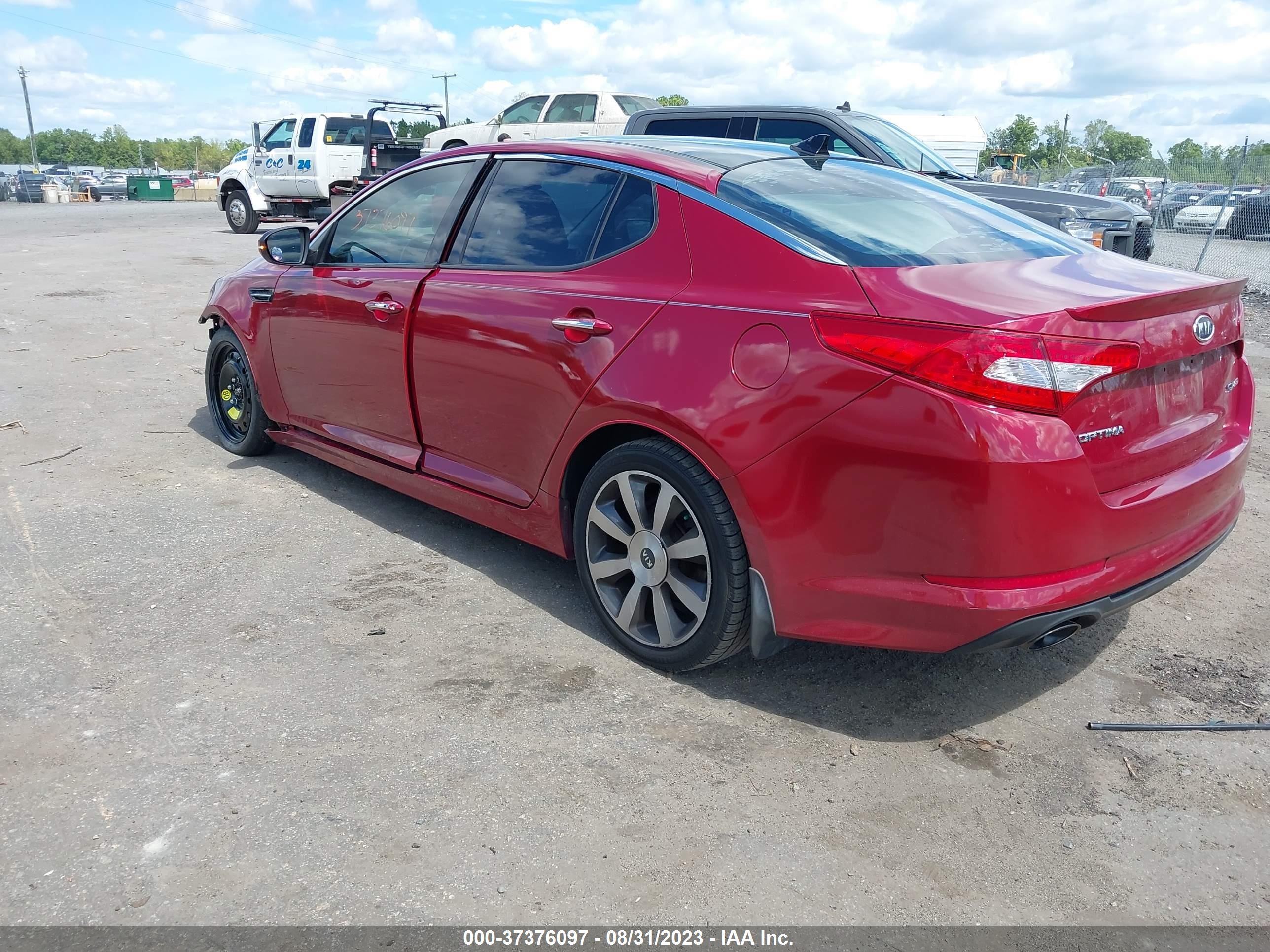 Photo 2 VIN: 5XXGR4A64CG088813 - KIA OPTIMA 