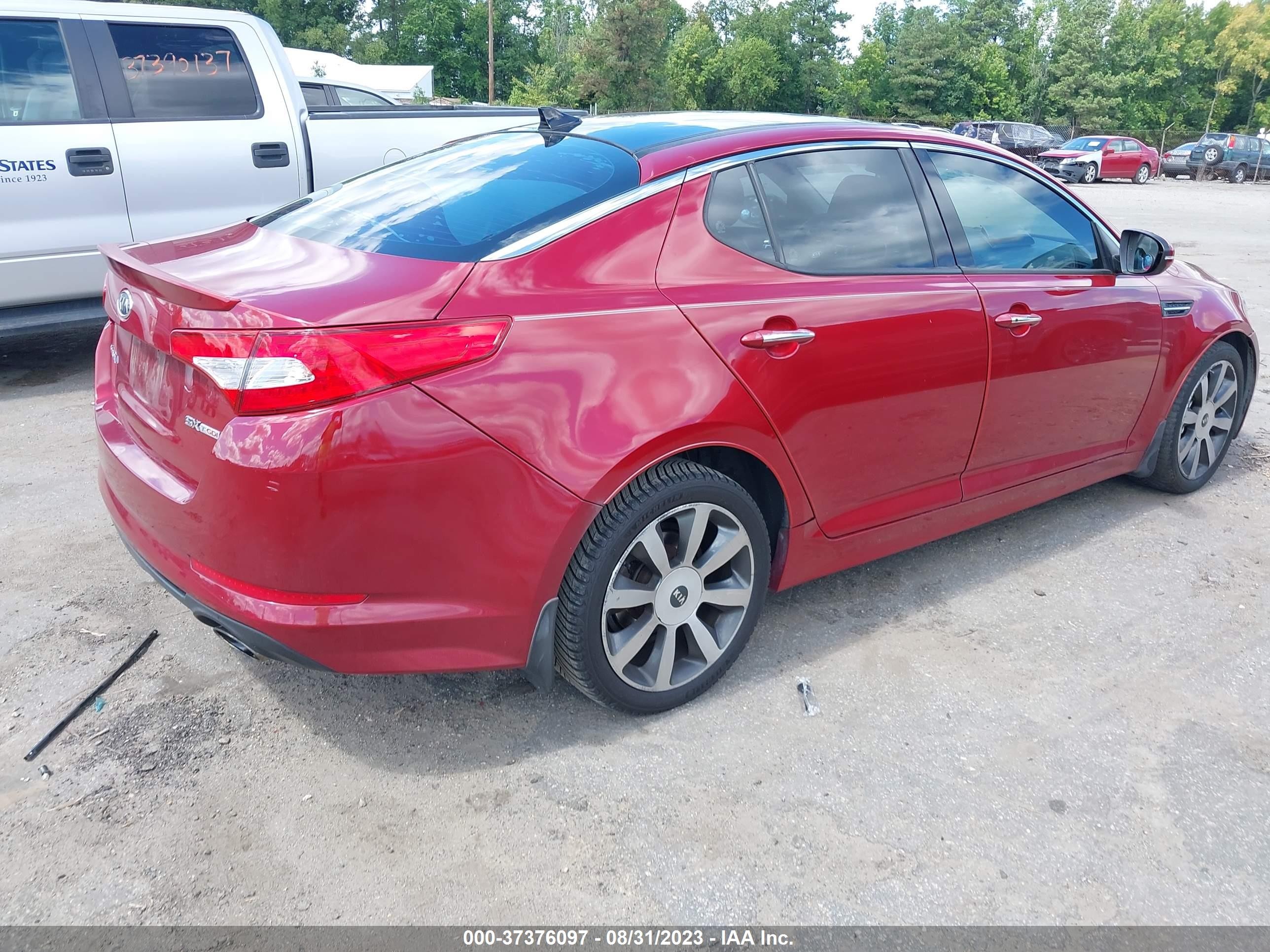 Photo 3 VIN: 5XXGR4A64CG088813 - KIA OPTIMA 