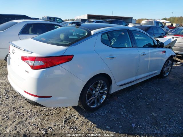 Photo 3 VIN: 5XXGR4A64DG234077 - KIA OPTIMA 