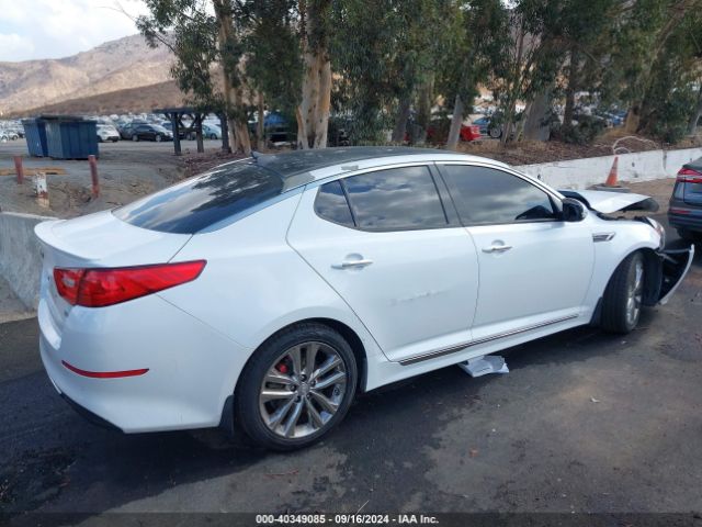 Photo 3 VIN: 5XXGR4A64FG430538 - KIA OPTIMA 