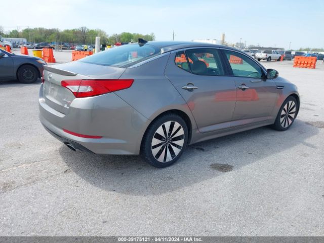 Photo 3 VIN: 5XXGR4A65CG001114 - KIA OPTIMA 