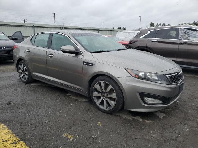 Photo 3 VIN: 5XXGR4A65DG105670 - KIA OPTIMA SX 