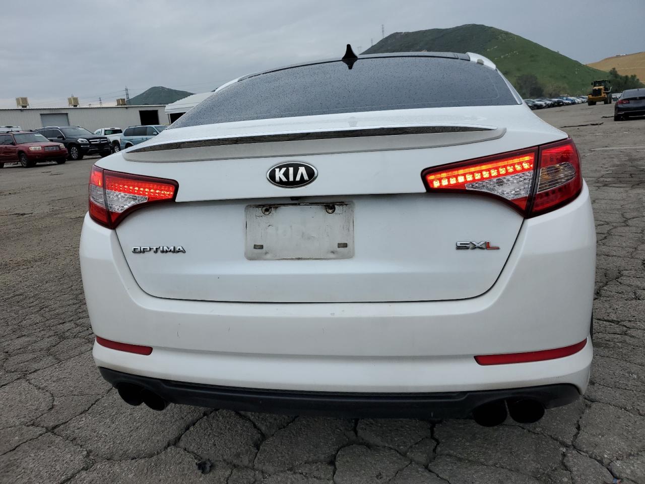 Photo 5 VIN: 5XXGR4A66DG173699 - KIA OPTIMA 