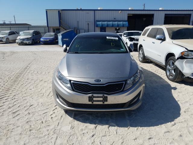 Photo 8 VIN: 5XXGR4A67CG048046 - KIA OPTIMA SX 