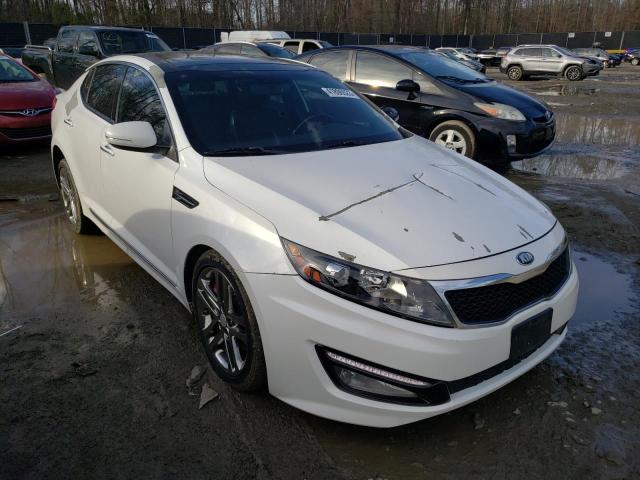 Photo 3 VIN: 5XXGR4A67DG212588 - KIA OPTIMA SX 