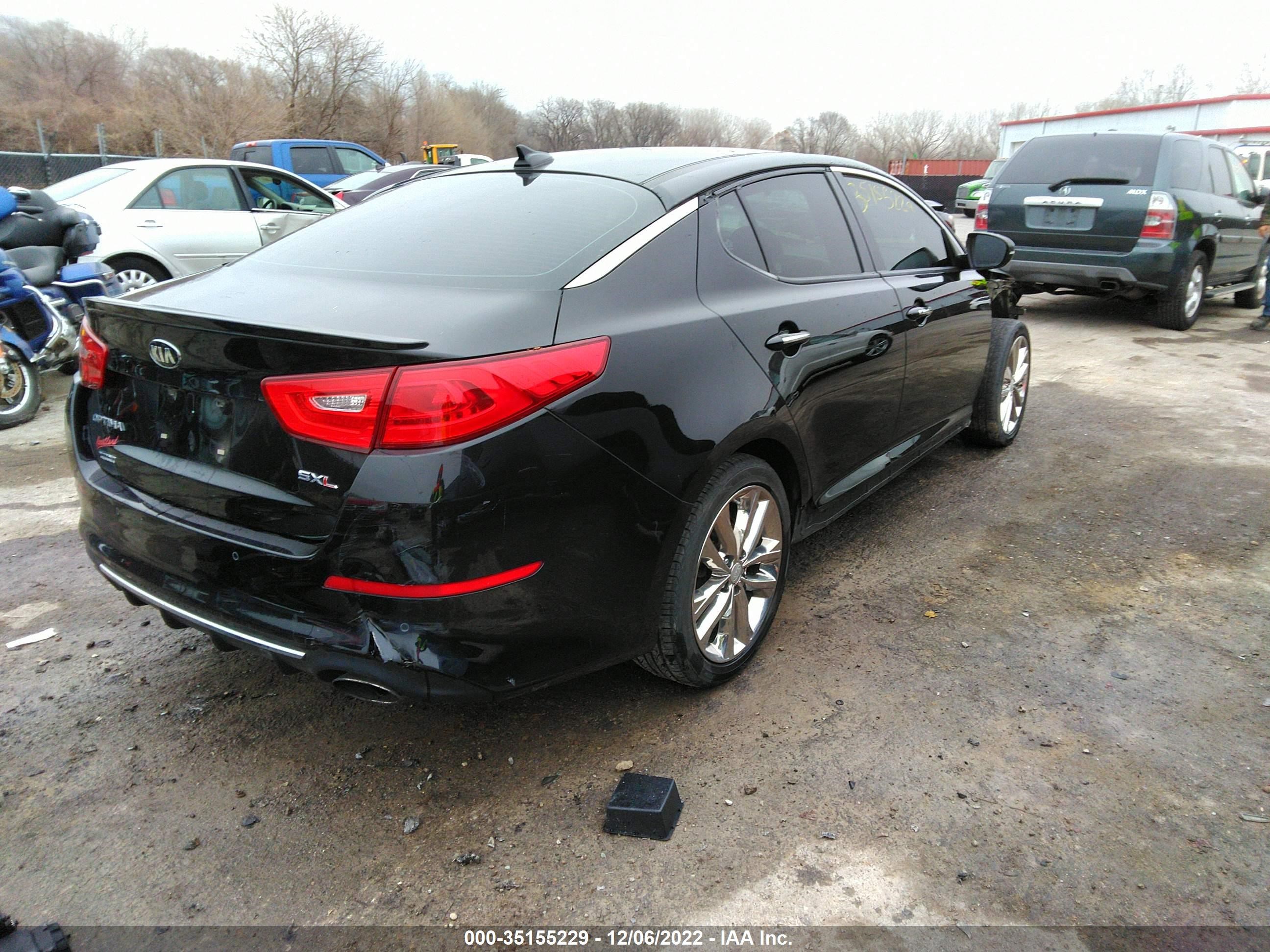 Photo 3 VIN: 5XXGR4A67FG393971 - KIA OPTIMA 