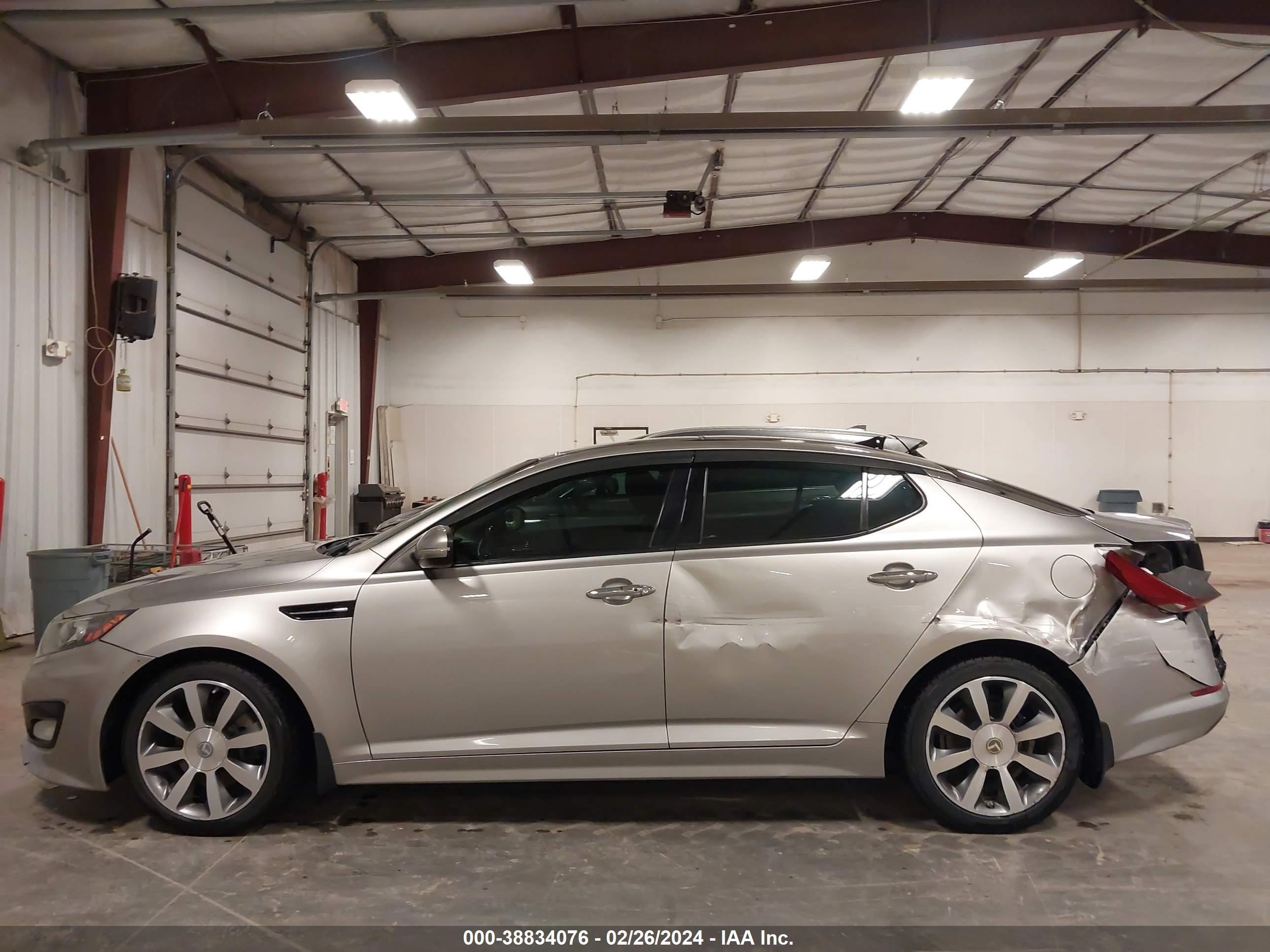 Photo 13 VIN: 5XXGR4A69CG060232 - KIA OPTIMA 