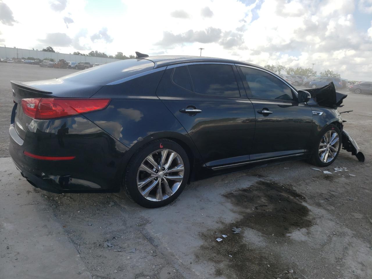 Photo 2 VIN: 5XXGR4A69EG283289 - KIA OPTIMA 