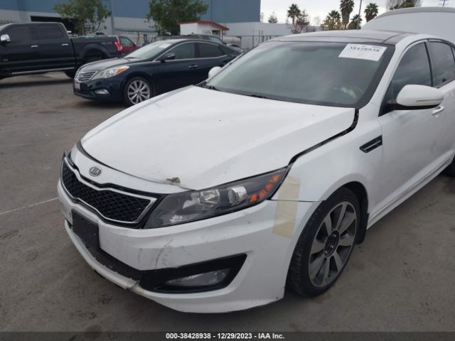 Photo 5 VIN: 5XXGR4A6XCG072163 - KIA OPTIMA 