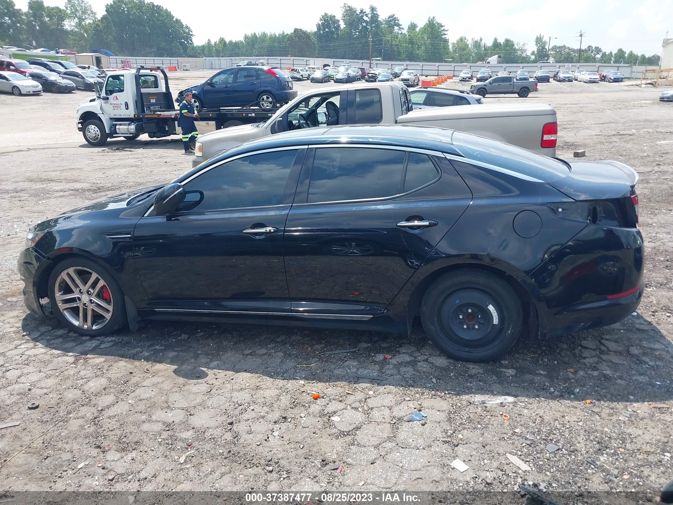 Photo 14 VIN: 5XXGR4A6XDG212326 - KIA OPTIMA 